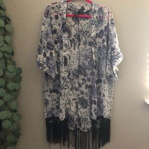 Blue and white tassel shawl kimono